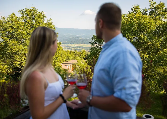 Vineyard Skatlar 2 בית כפרי