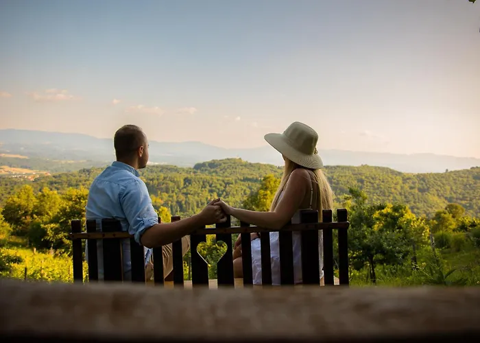 Vineyard Skatlar 2 בית כפרי *