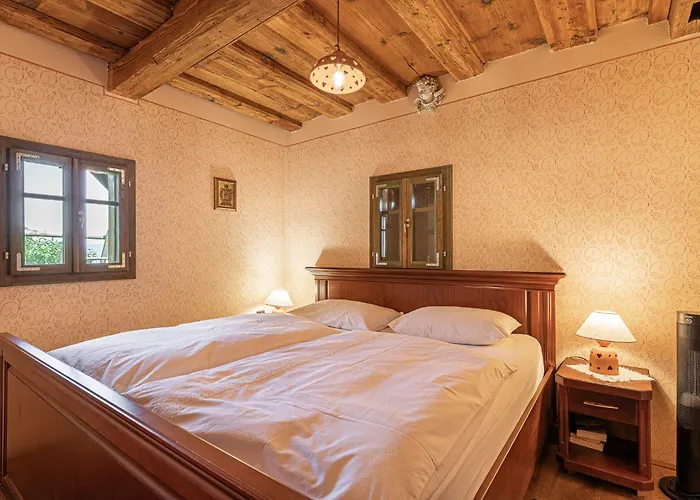 Vineyard Skatlar 2 בית כפרי *